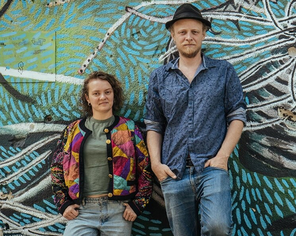 HANNAH-JAMES-&-TOBY-KUHN
